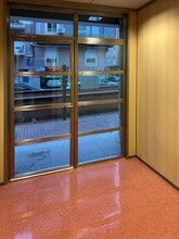 Retail in Elche, Alicante for lease Interior Photo- Image 1 of 18