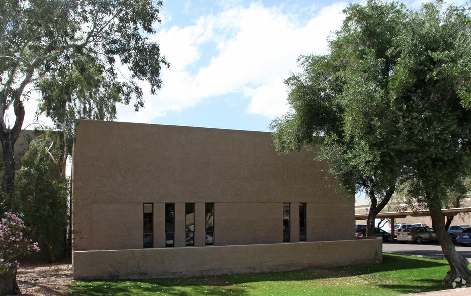 5224 S 39th St, Phoenix, AZ for lease - Building Photo - Image 3 of 3
