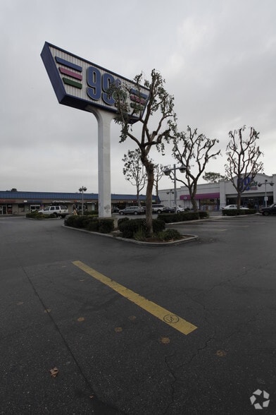 2170 Harbor Blvd, Costa Mesa, CA for lease - Building Photo - Image 3 of 5