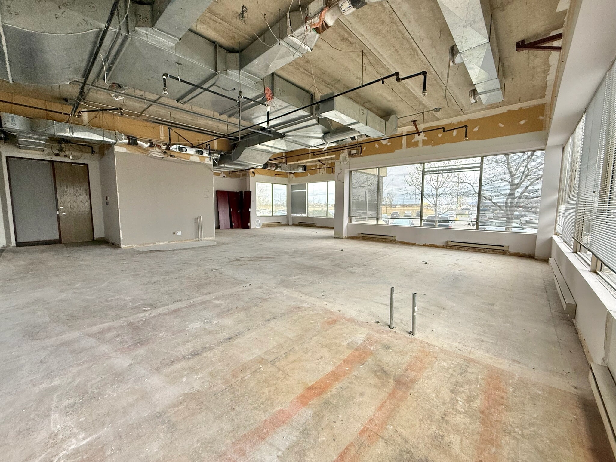 1550 Rue Ampère, Boucherville, QC for lease Interior Photo- Image 1 of 5