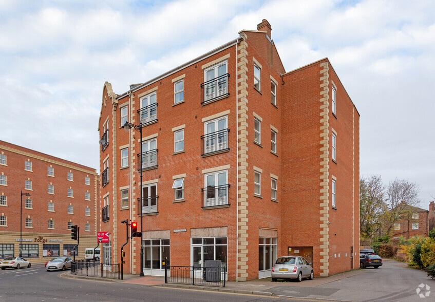 Spring Gardens, Gainsborough for lease - Building Photo - Image 3 of 4