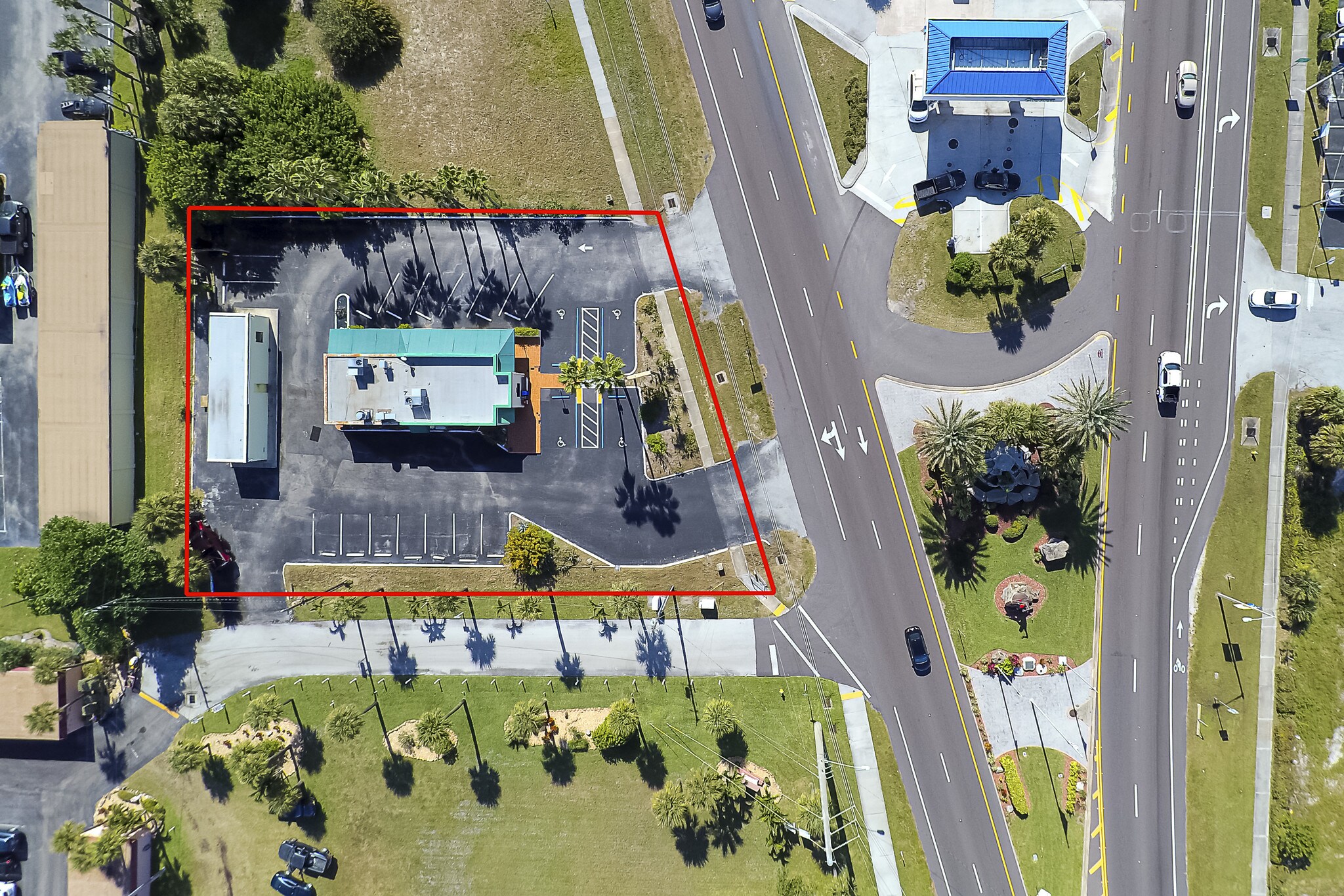 410 N Atlantic Ave, Cocoa Beach, FL for sale Primary Photo- Image 1 of 1