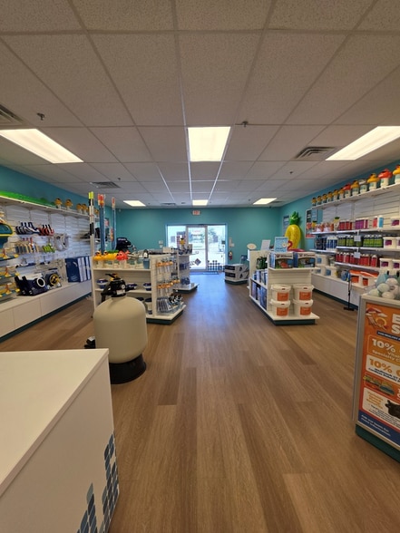 1304 N Loop 250 W, Midland, TX for lease - Building Photo - Image 3 of 7