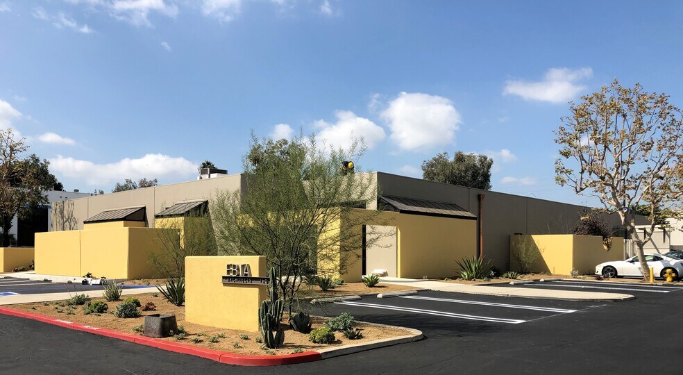 17871 Mitchell N Irvine Ca 92614 Office For Sale Loopnet Com