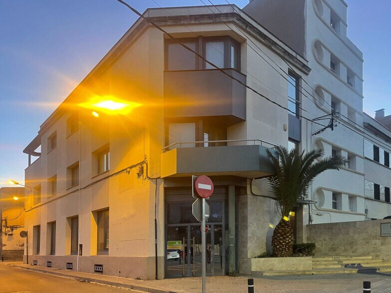 Office in Igualada, Barcelona for lease - Building Photo - Image 1 of 1