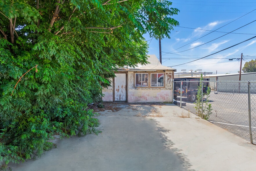 163 E 6th St, Beaumont, CA for sale - Building Photo - Image 3 of 8