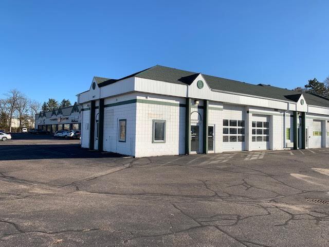 3407 E Hamilton Ave, Eau Claire, WI for lease - Building Photo - Image 2 of 4