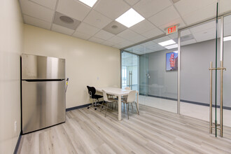 9999 Bellaire Blvd, Houston, TX for lease Interior Photo- Image 2 of 9