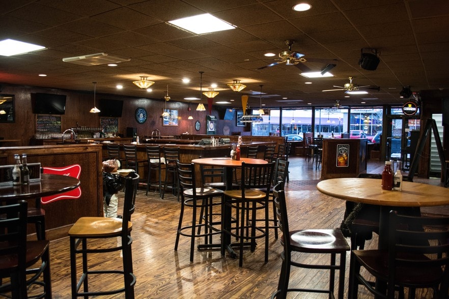 3 S Main St, Wilkes Barre, PA for lease - Building Photo - Image 2 of 7