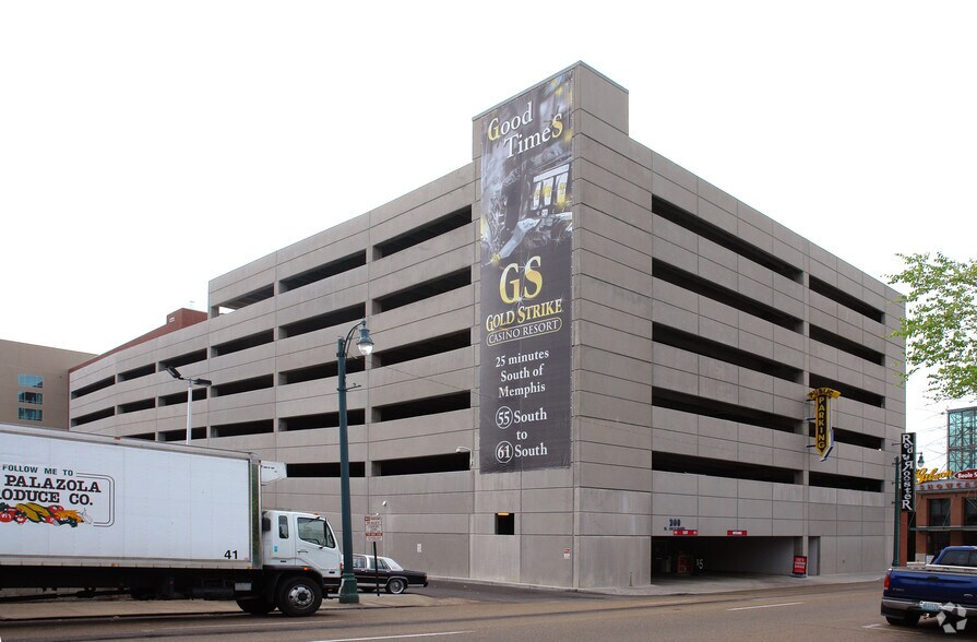 140 Lt George W Lee, Memphis, TN for lease - Building Photo - Image 2 of 3