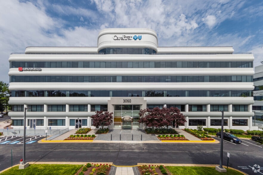 3060 Williams Dr, Fairfax, VA for lease - Building Photo - Image 3 of 61