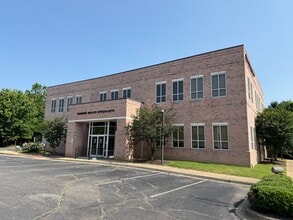 7800 Wolf Trail Cv, Germantown, TN for lease Building Photo- Image 2 of 21