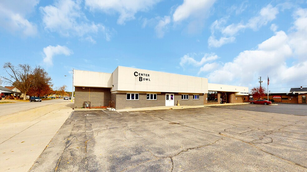 290 French St, Peshtigo, WI 54157