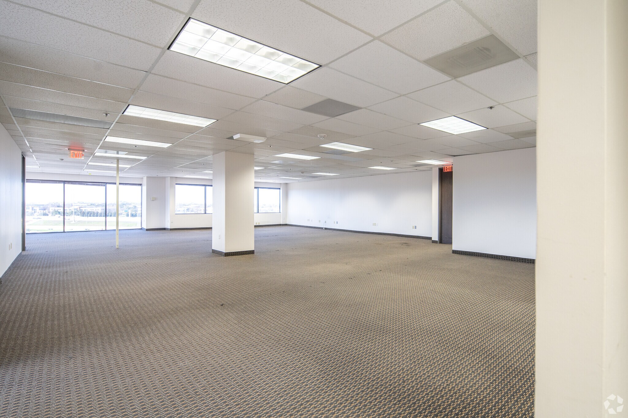 1431 Greenway Dr, Irving, TX 75038 The Embassy