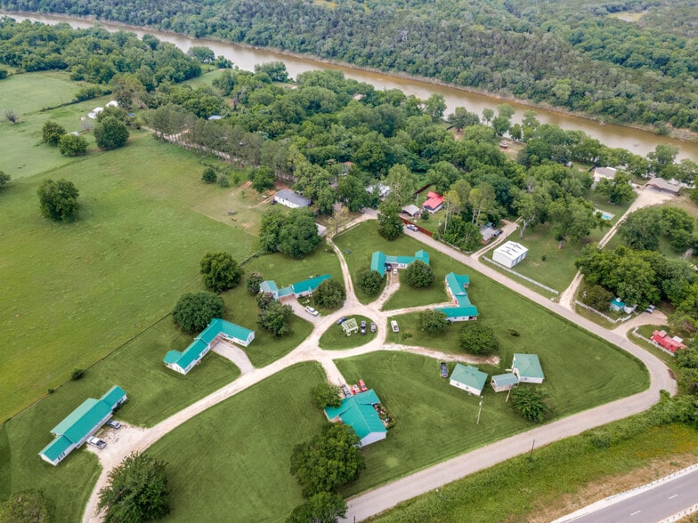 1083 County Road 315, Rainbow, TX for sale - Building Photo - Image 1 of 1