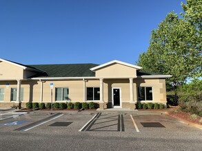 5140 Deer Park Dr, New Port Richey, FL for lease Building Photo- Image 2 of 5