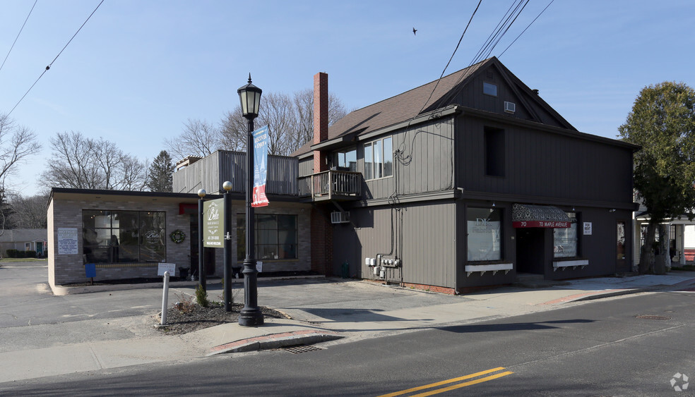 68-70 Maple Ave, Barrington, RI for sale - Primary Photo - Image 1 of 1