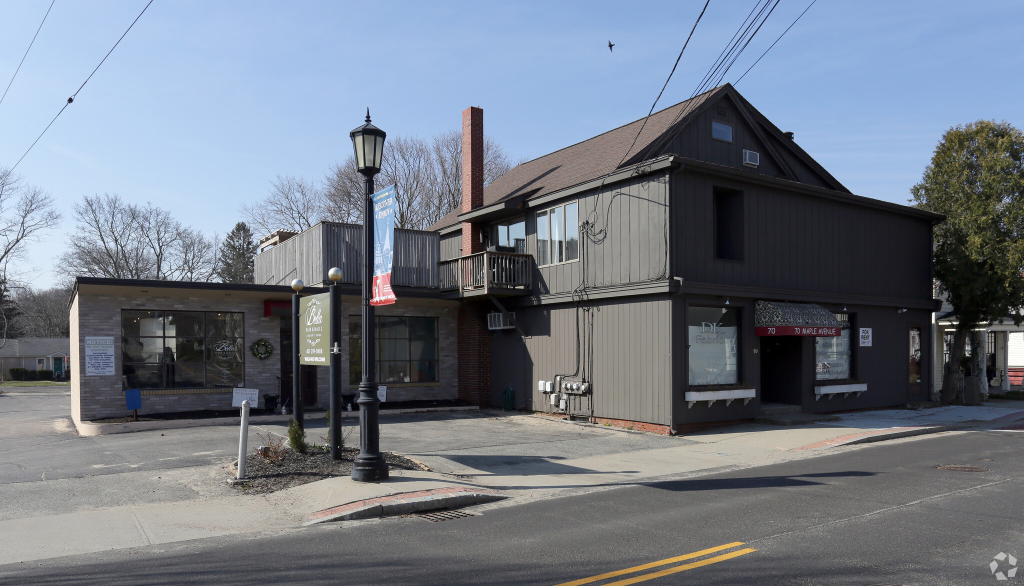 68-70 Maple Ave, Barrington, RI for sale Primary Photo- Image 1 of 1