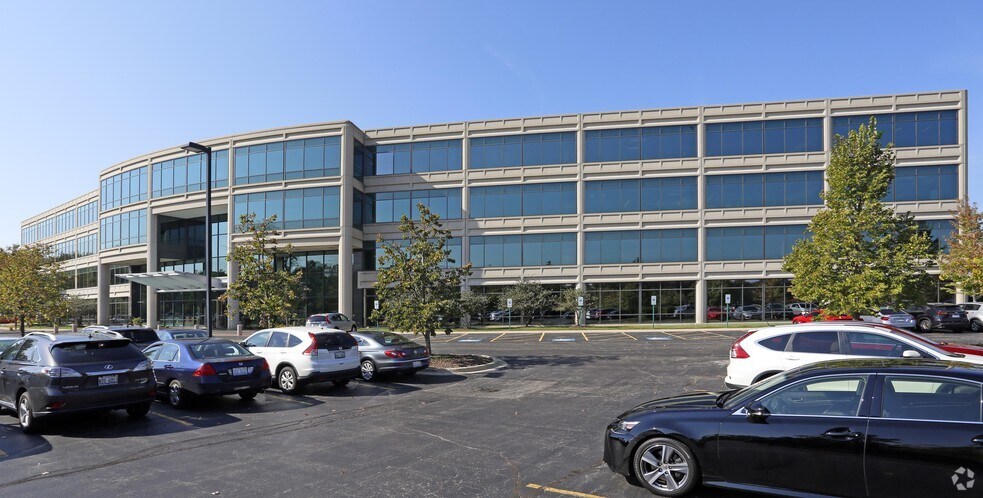 150 S Saunders Rd, Lake Forest, IL for sale - Primary Photo - Image 1 of 1
