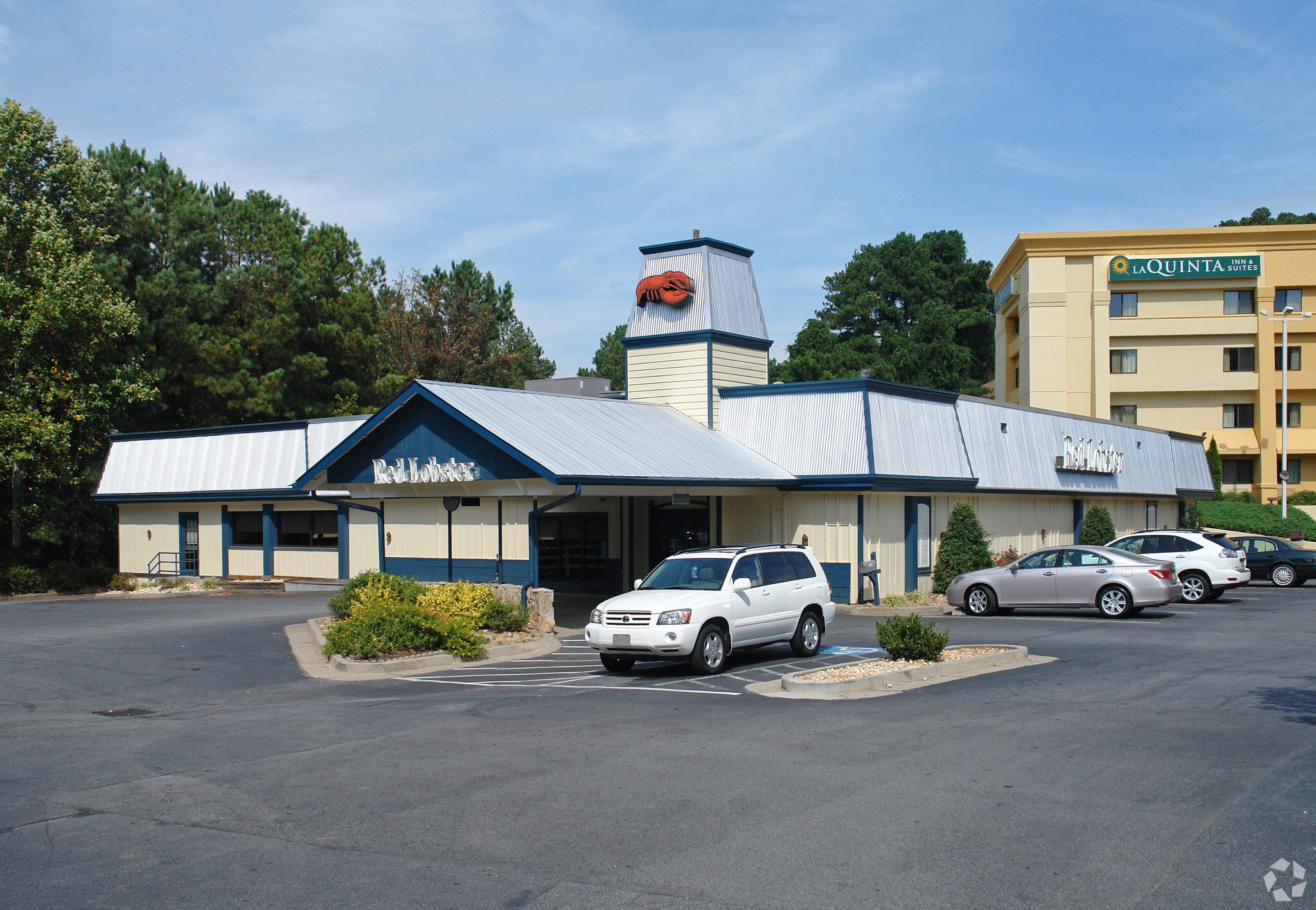 1050 Holcomb Bridge Rd, Roswell, GA for sale Primary Photo- Image 1 of 1