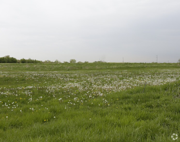 Higgins Rd, Gilberts, IL for sale - Primary Photo - Image 1 of 1