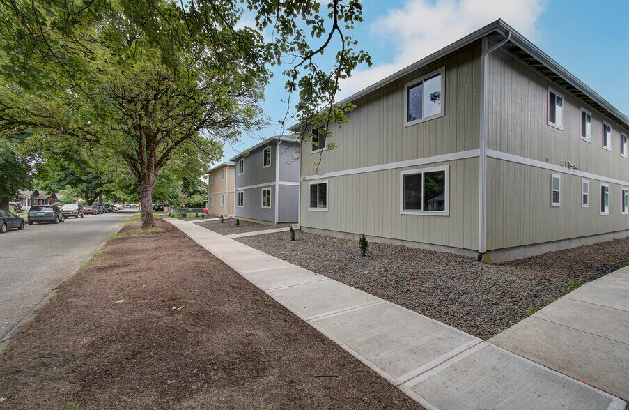 257 20th ave, Longview, WA 98632