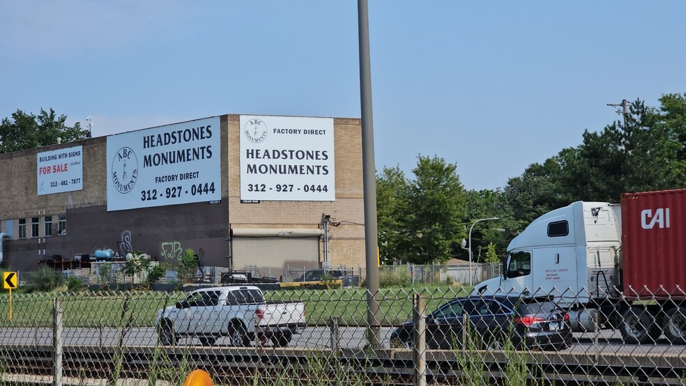 4460 W Lexington St, Chicago, IL for sale - Building Photo - Image 2 of 2