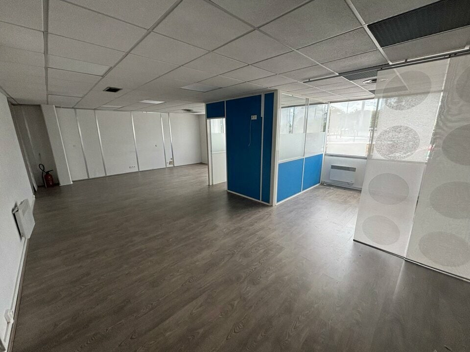 1 Rue Rudolf Diesel, Mérignac for lease Interior Photo- Image 1 of 4