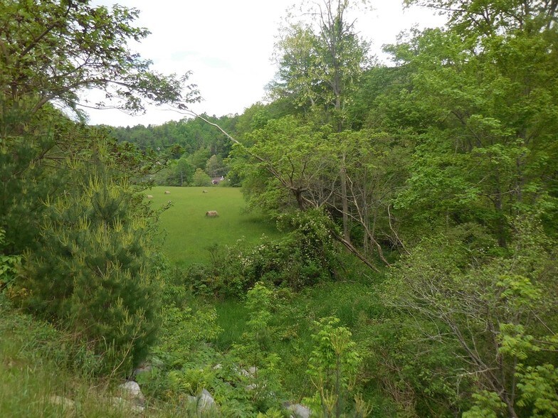 276 Old Blowing Rock Rd, Boone, NC for sale - Building Photo - Image 1 of 1