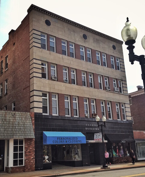 231 S Main St, Greensburg, PA for lease - Building Photo - Image 1 of 5