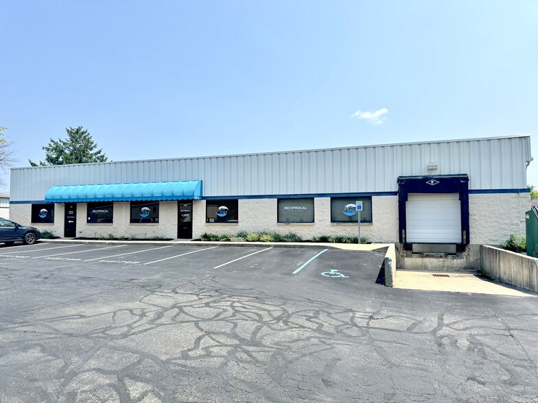 15252 Stony Creek Way, Noblesville, IN for lease - Building Photo - Image 2 of 9