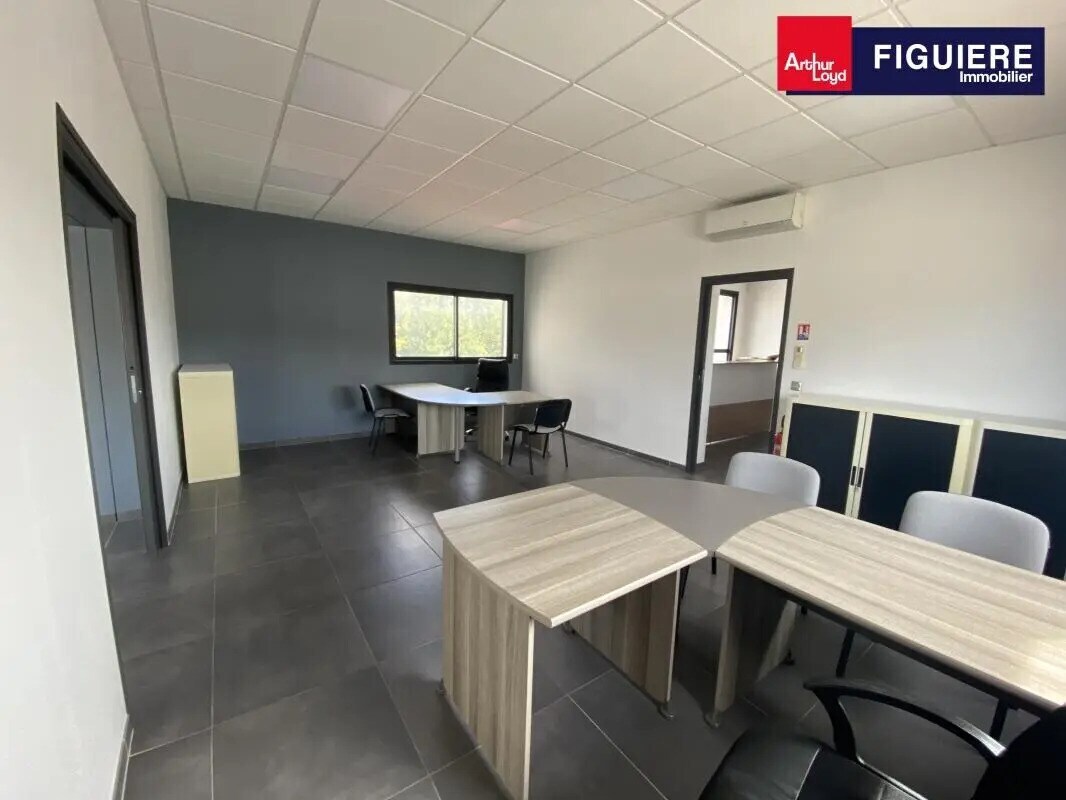 17 Rue Du Jaume, Châteauneuf-les-Martigues, BDR 13220 -  -  - Interior Photo - Image 1 of 5