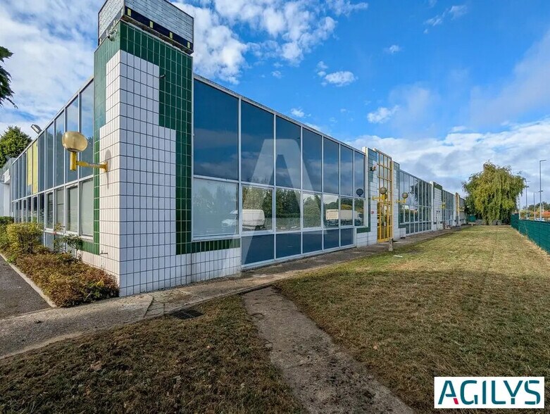 Flex in for lease - Building Photo - Image 1 of 13