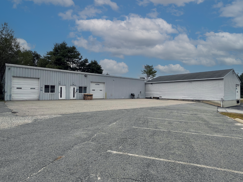 999 Roosevelt Trl, Windham, ME for lease - Building Photo - Image 1 of 6