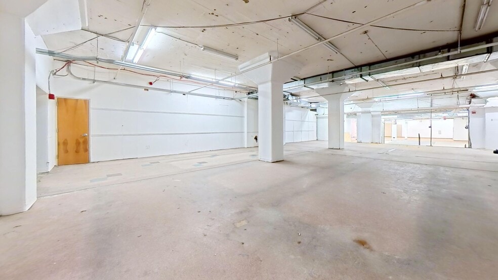 9 Bond St, Brooklyn, NY for lease - Building Photo - Image 2 of 31