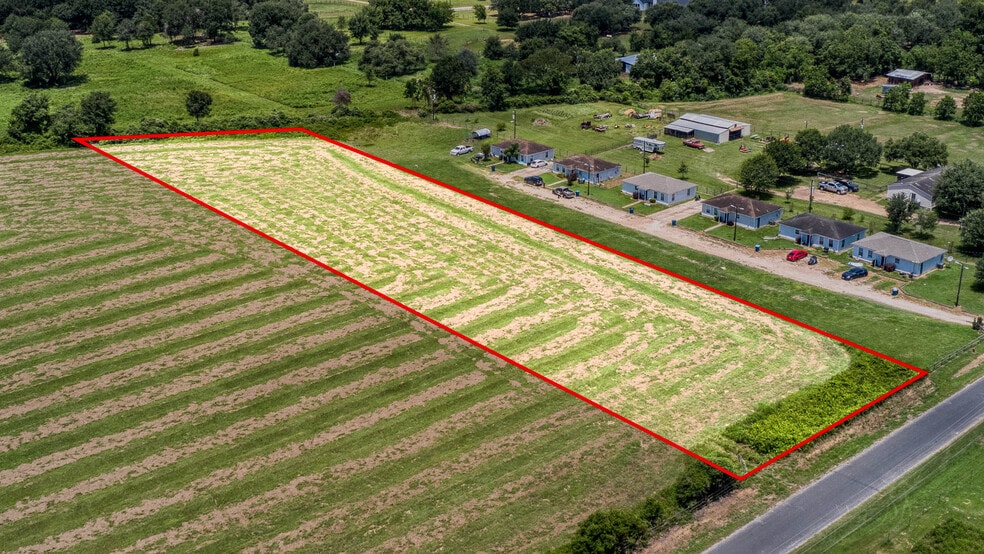 24659 Richards Rd, Hempstead, TX for sale - Building Photo - Image 3 of 16