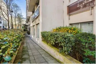 12 Villa Compoint, Paris for sale - Building Photo - Image 2 of 54