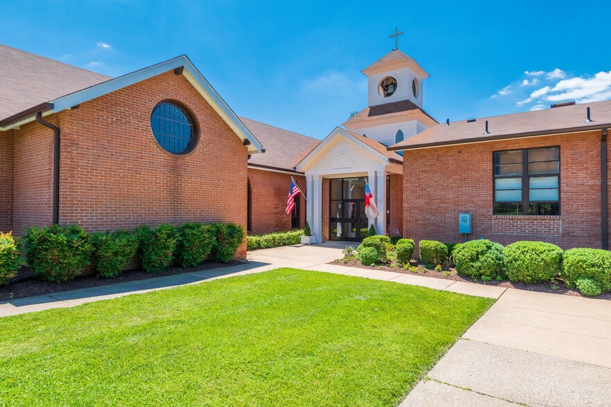 37018 Glendale St, Purcellville, VA for lease - Building Photo - Image 2 of 8