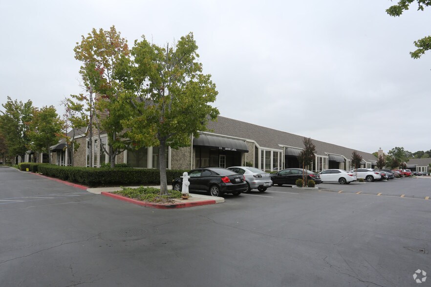 151 Kalmus Dr, Costa Mesa, CA for sale - Building Photo - Image 1 of 1