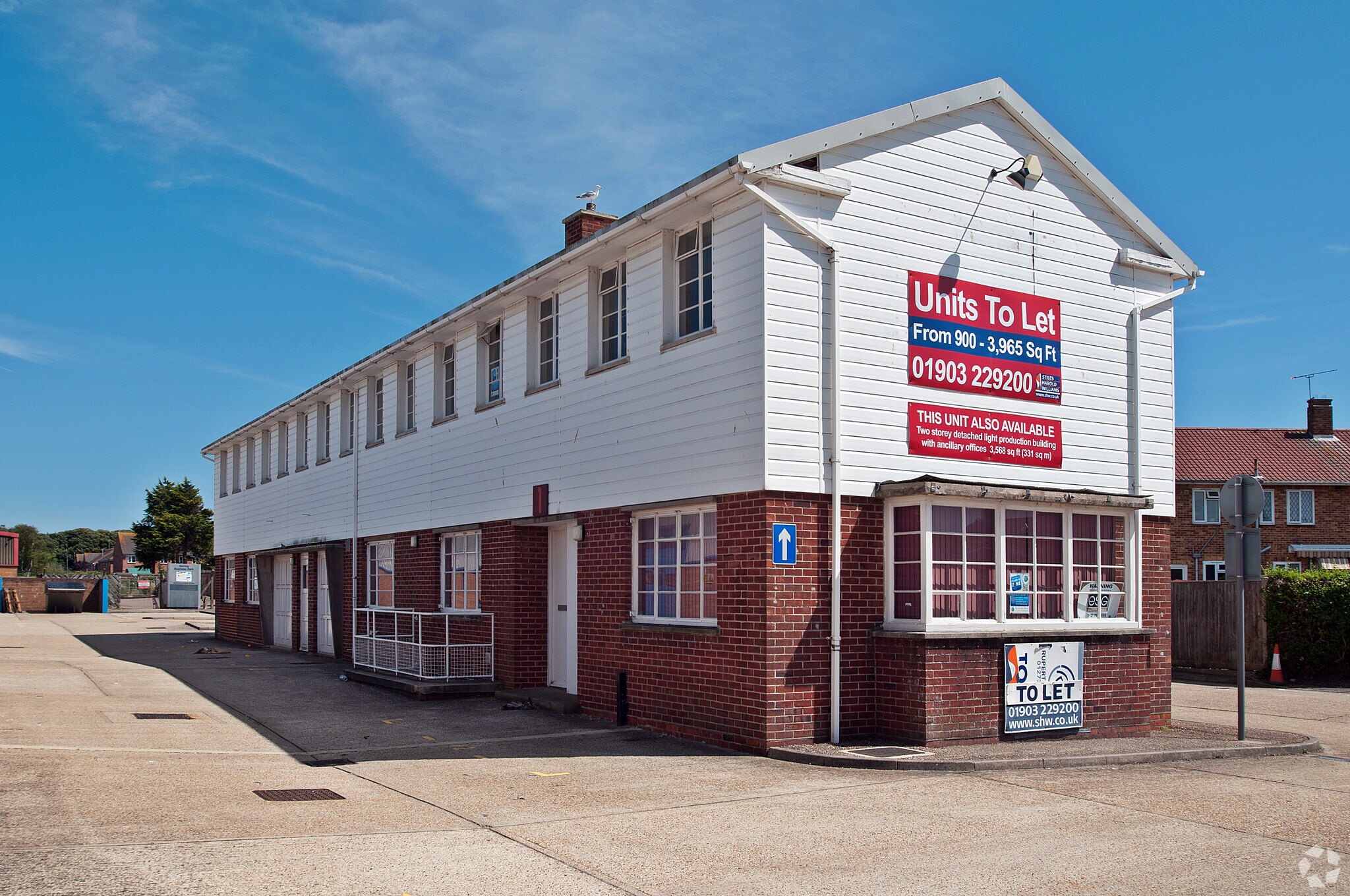 1 Martlets Way, Worthing for lease Primary Photo- Image 1 of 5