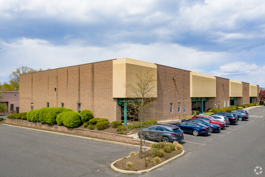 1951 Old Cuthbert Rd, Cherry Hill, NJ for lease - Primary Photo - Image 1 of 4