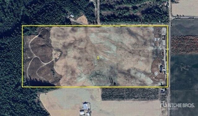 3853 Muzzy Rd, Canyon, BC for sale - Primary Photo - Image 3 of 30