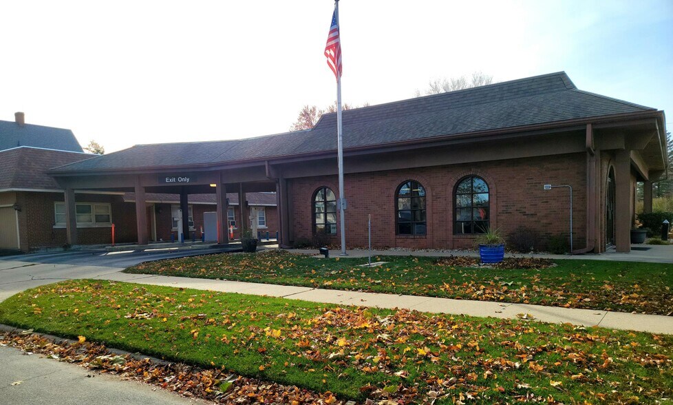 140 W Center St, Paxton, IL for sale - Primary Photo - Image 1 of 1