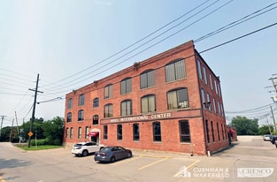 Ariel International Center - Warehouse
