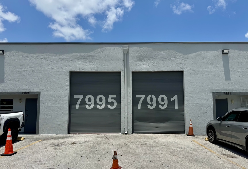 7975 W 28th Ave, Hialeah, FL for lease - Building Photo - Image 2 of 9