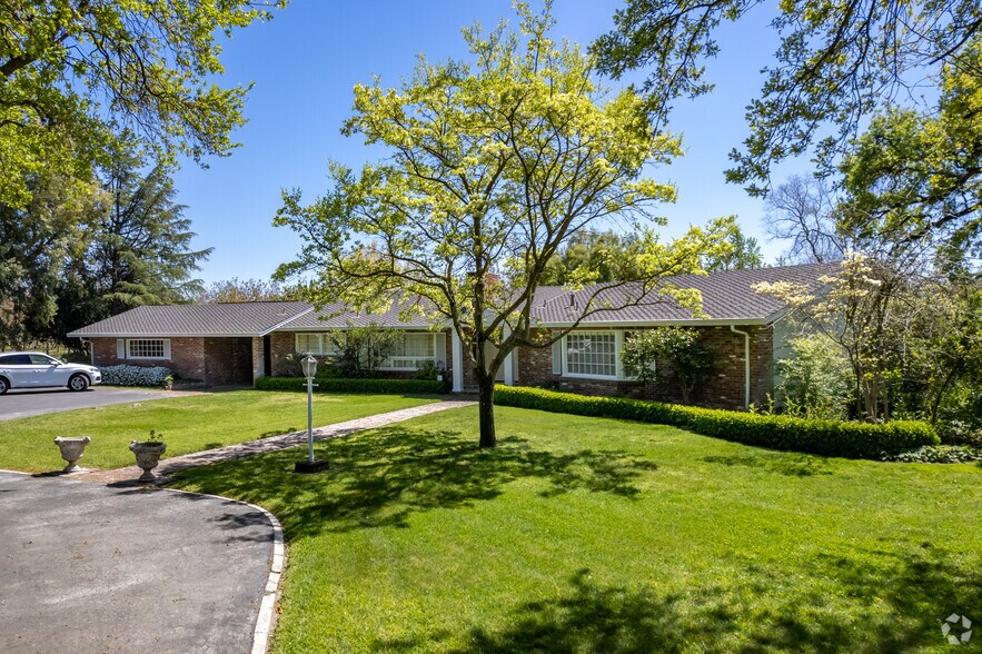 5995 E Eight Mile Rd, Stockton, CA 95212