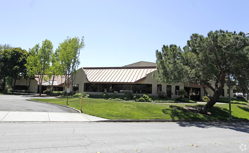 47531 Warm Springs Blvd, Fremont, CA for lease - Building Photo - Image 2 of 2