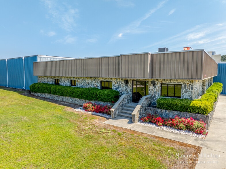 215 S Mullins St, Mullins, SC for sale - Building Photo - Image 1 of 10