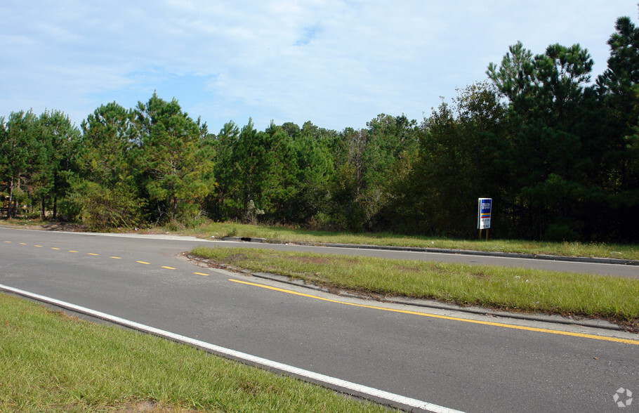 Normandy Village Pky, Jacksonville, FL for sale - Primary Photo - Image 1 of 1