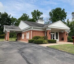 511 Pine Grove